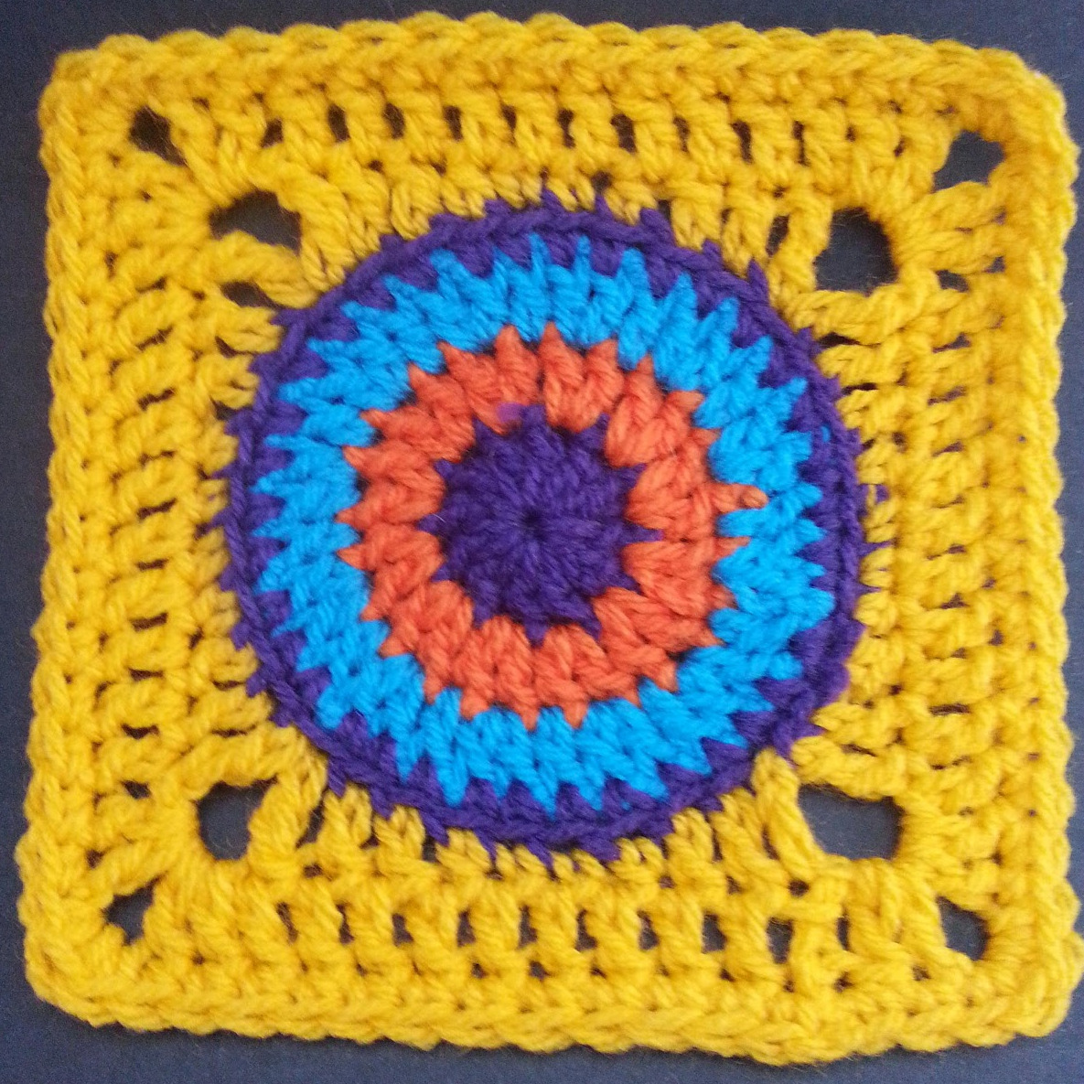 Granny Square 05