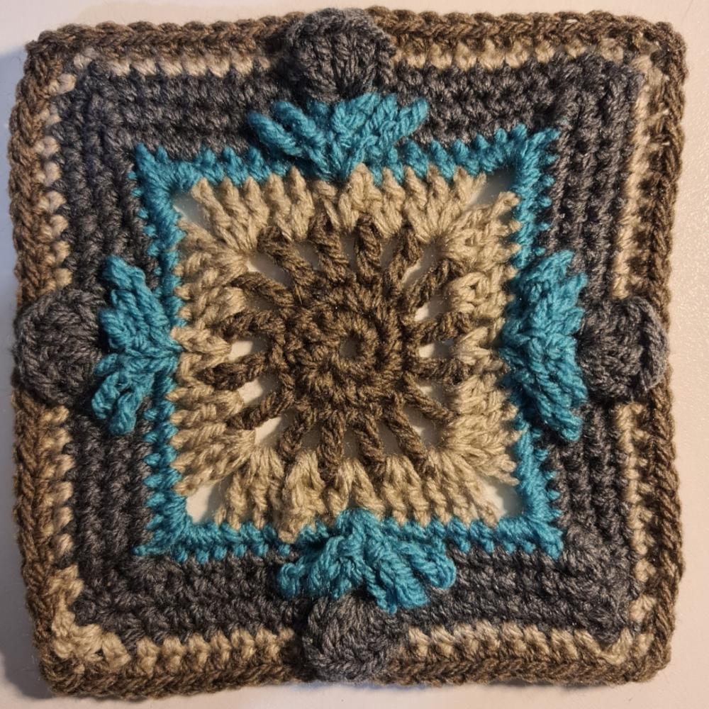 Granny Square - Flower Buds