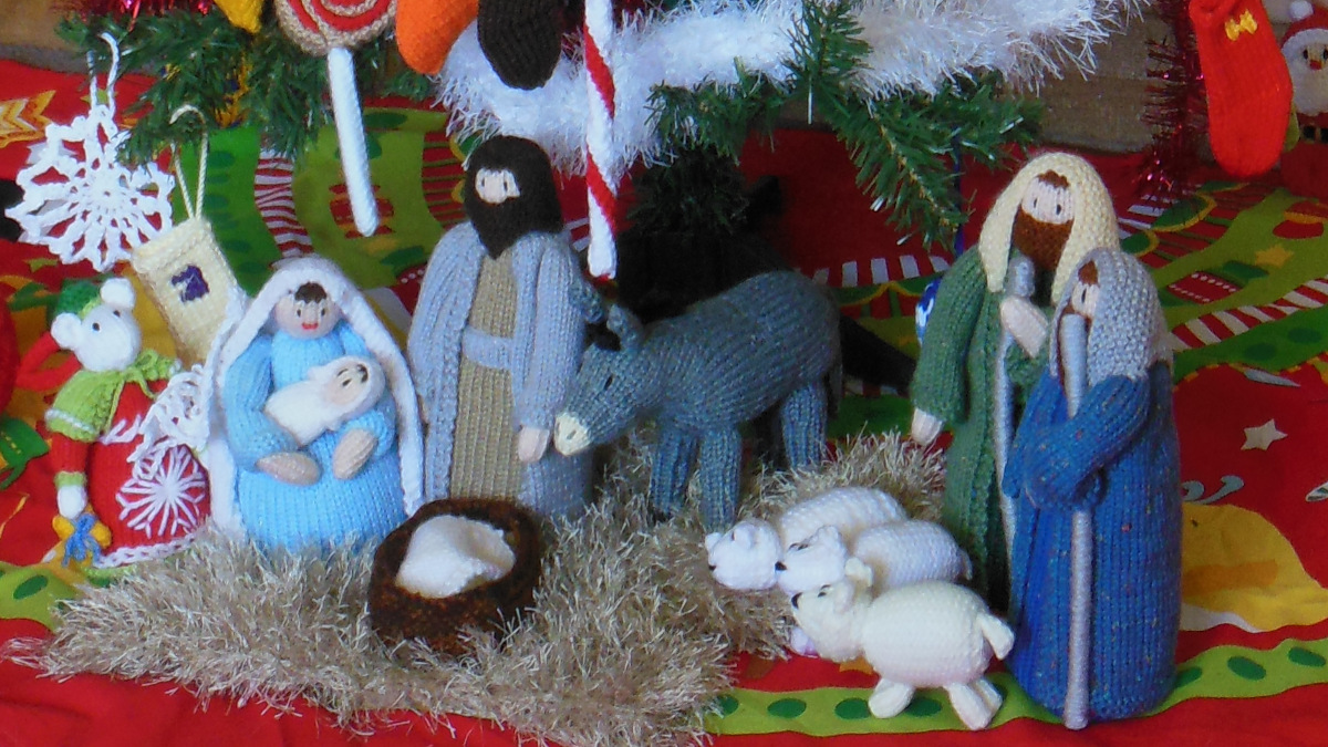 Knitted Nativity Set